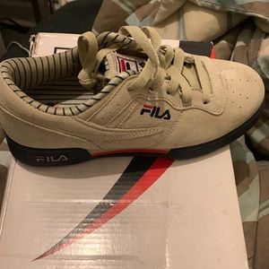 ORIGINAL FITNESS PS FITNESS FILAS Size 4 in boys